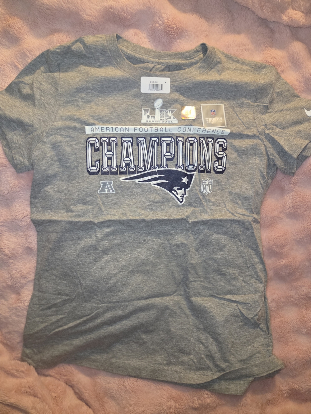 Nike Womens NFL 'Champions' Short-Sleeve Tee - NWT -Size M